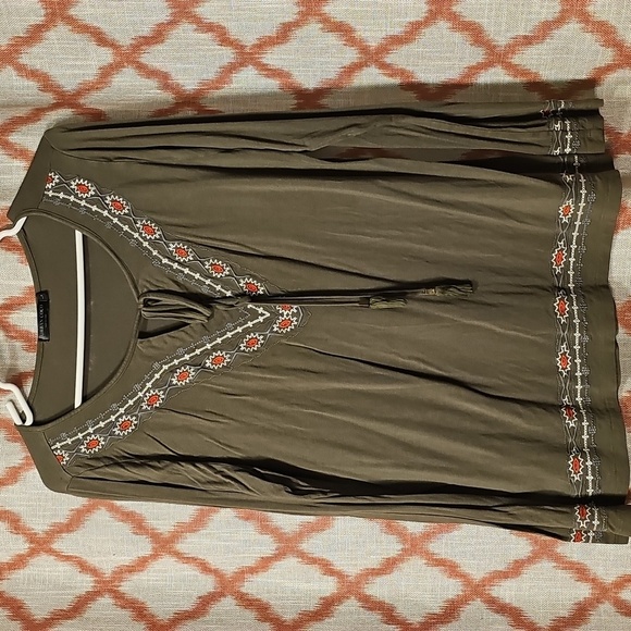 Urban Coco Tops - Urban Coco Womens Blouse